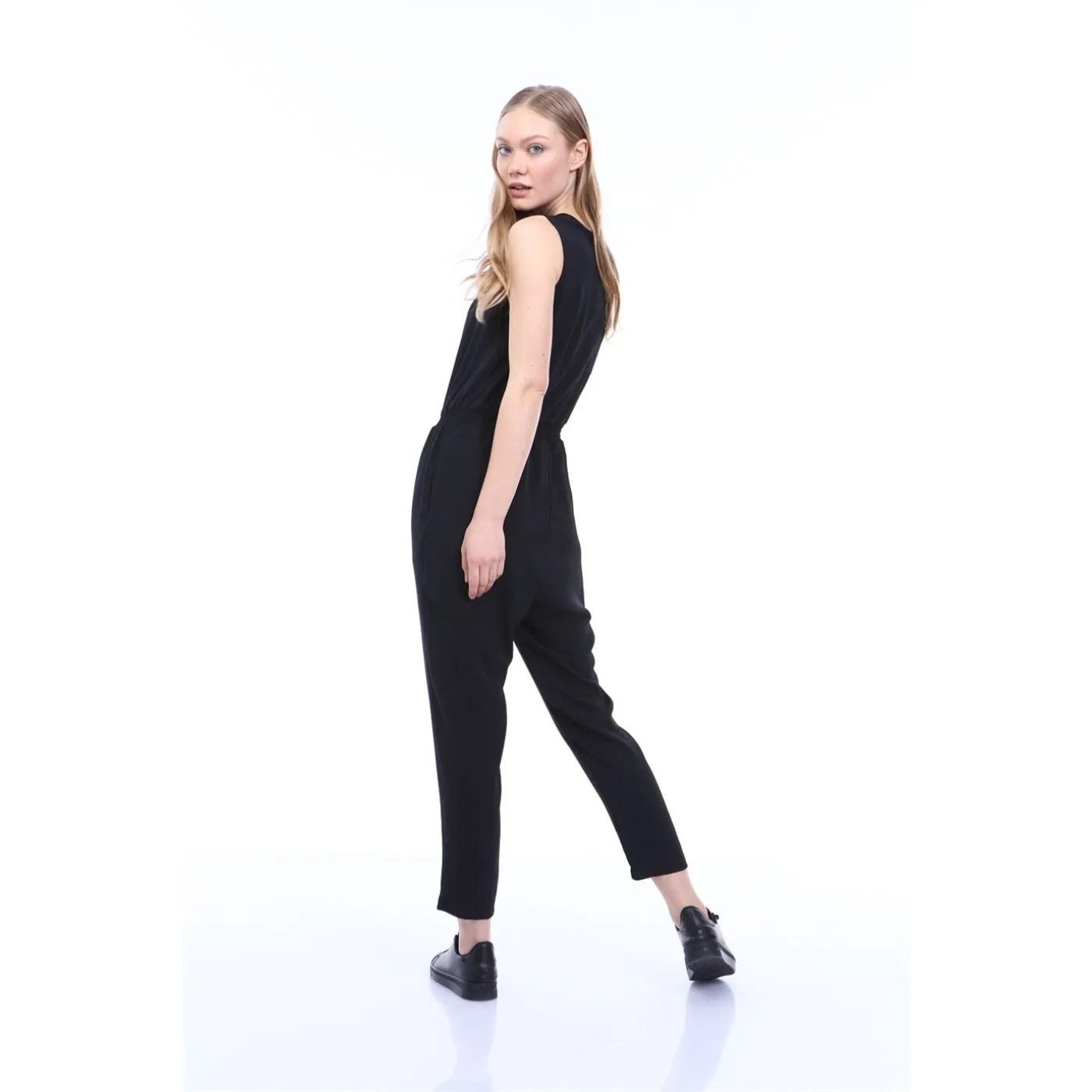 Black Sleeveless Jumpsuit