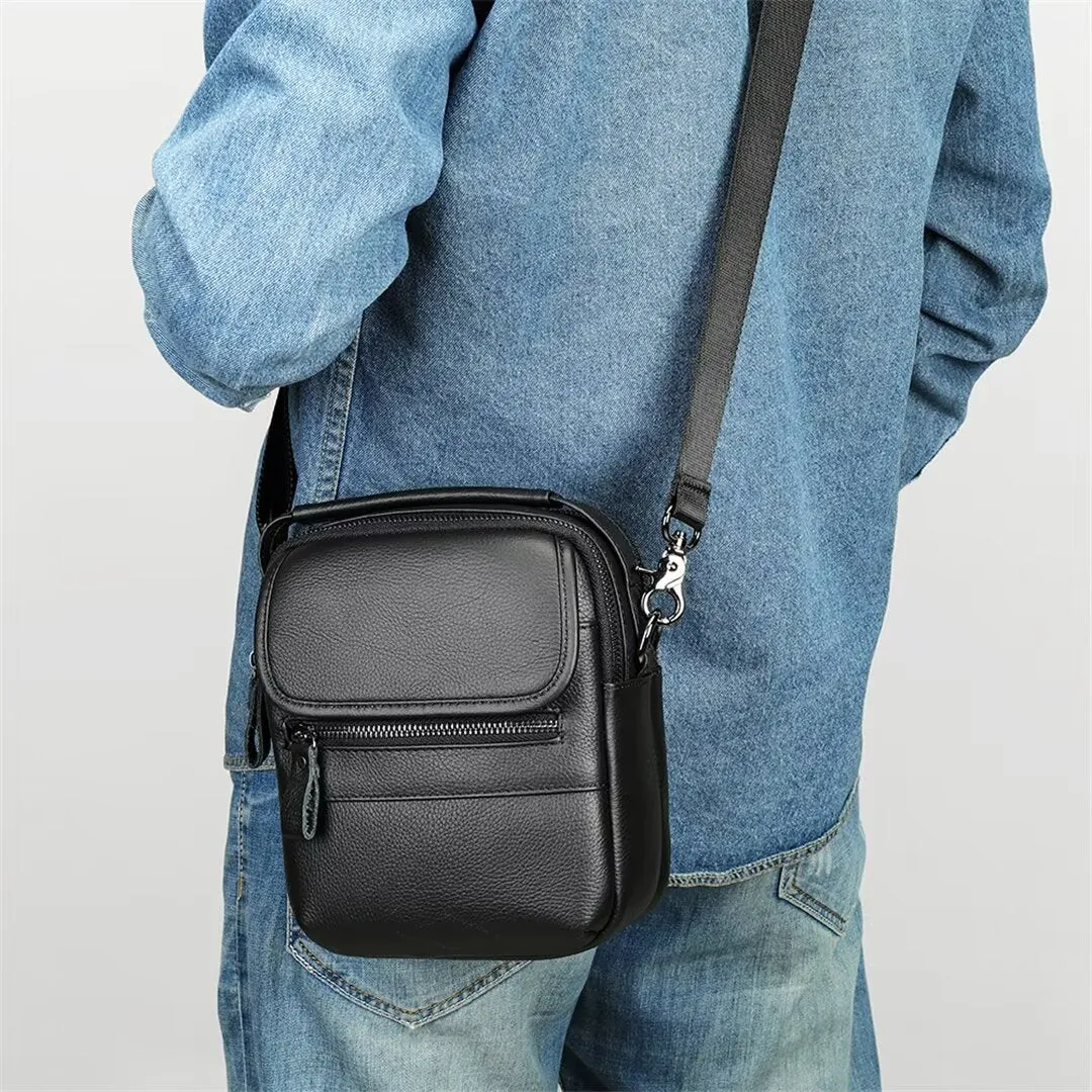 Fashionable Frontier Men's Leather Bag