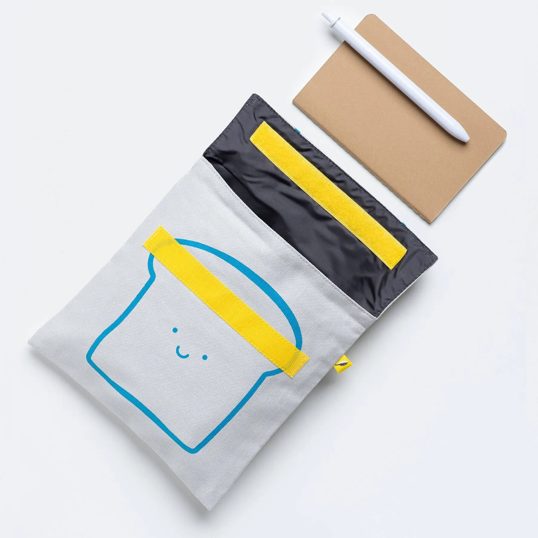 Fluf Flip Snack Bag - Bread Blue